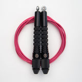 Corde à sauter noire avec câble enrobé rose