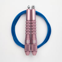 Corde à sauter Rose Gold avec câble enrobé bleu